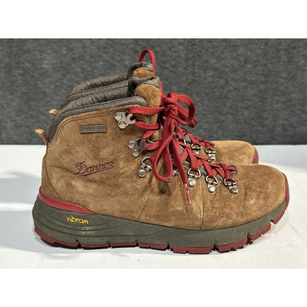 Danner Women's Mountain 600 Waterproof Hiking Boots Brown Red Suede Size 7.5